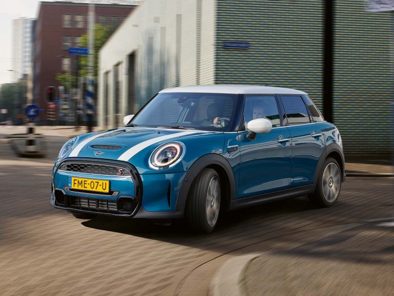 BMW to move production of electric minis from Oxford to China