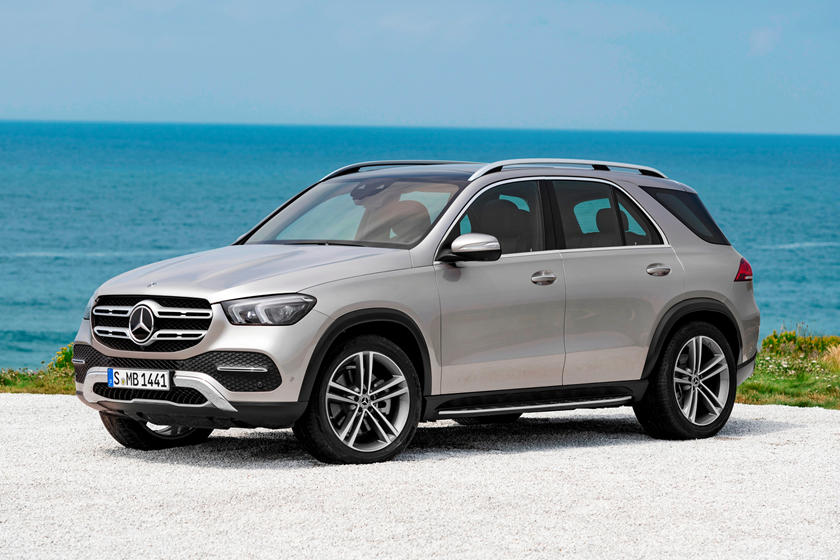 2022 Mercedes GLE 300d : Price and Specs