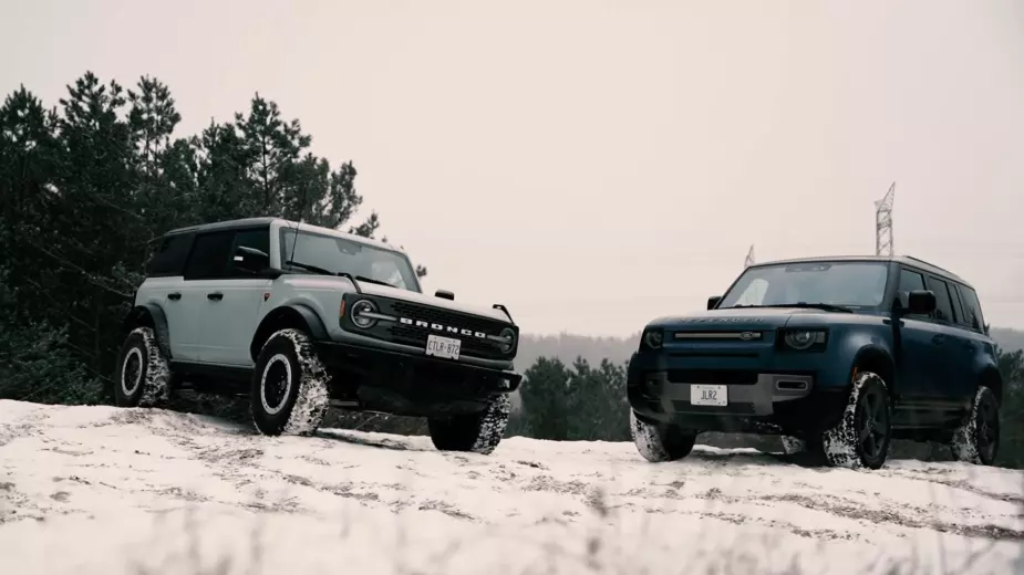 2022 Land Rover Defender vs 2022 Ford Bronco, Which is the strongest?