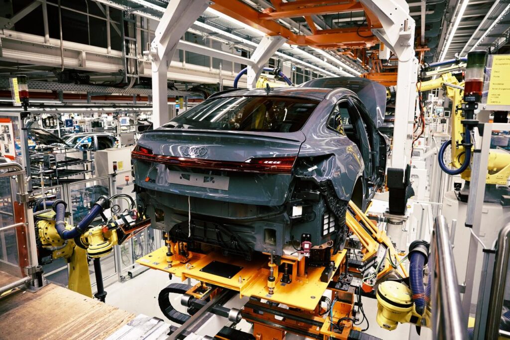 Audi Q8 e-tron production starts at the Brussels plant