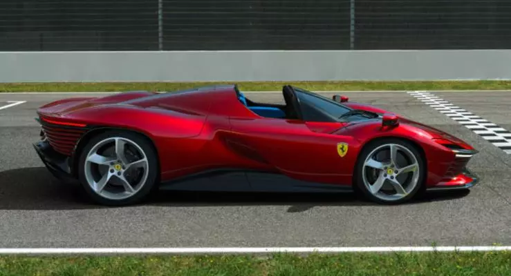 Ferrari Celebrates 75th Anniversary With A Special Logo