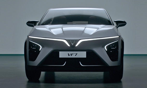 The Vinfast VF 7 (2023): Warranty Details and Price