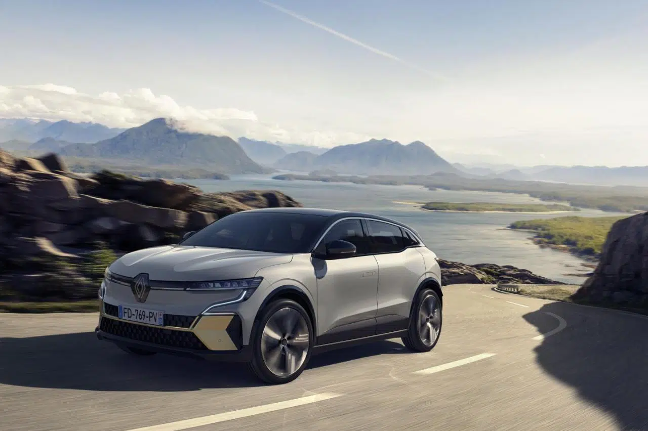 Renault Mégane E-Tech is available to order again